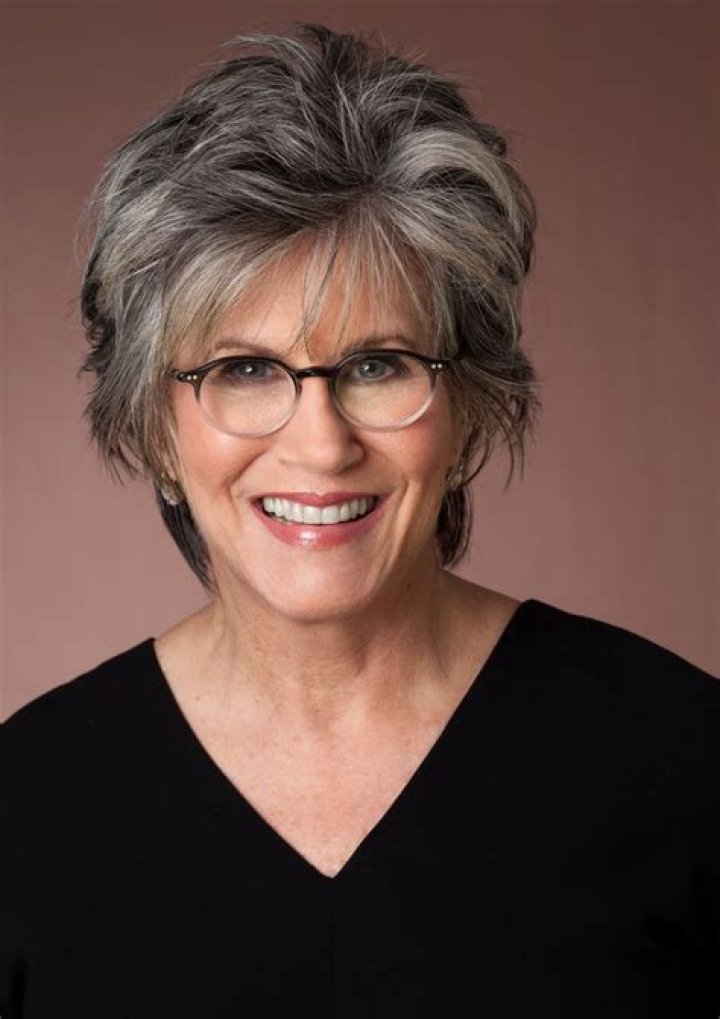 Cynthia Stroum Biography, Age, Height, Husband, Net Worth, Family