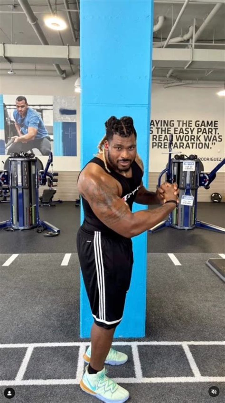 D. J. Fluker Biography, Age, Height, Wife, Net Worth, Family