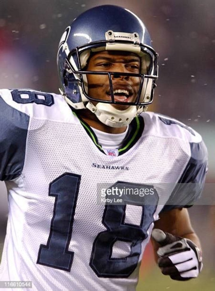 D. J. Hackett Biography, Age, Height, Wife, Net Worth, Family