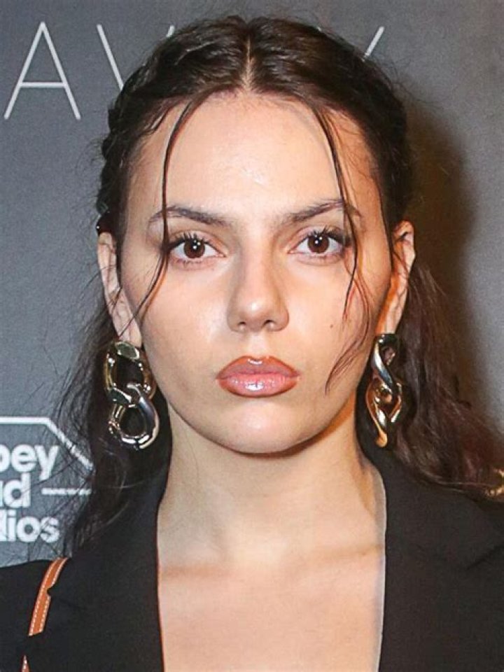 Dafne Keen Biography, Age, Height, Husband, Net Worth, Family