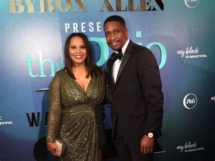 Dale Gordon Biography, Age, Height, Wife, Net Worth, Family