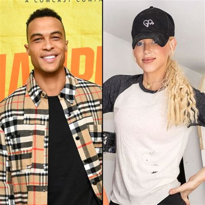 Dale Moss Biography, Age, Height, Wife, Net Worth, Family