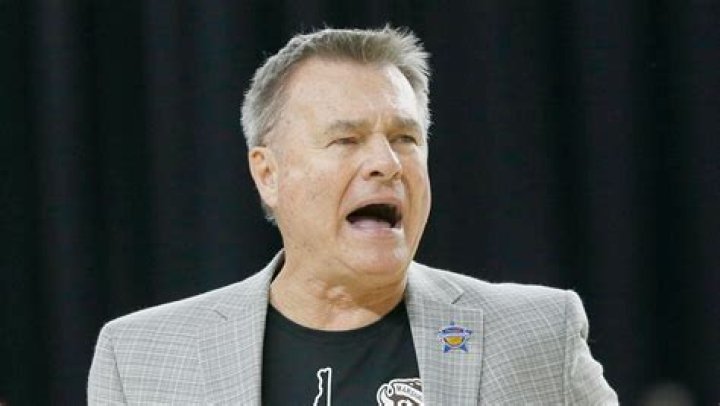 Dan D'Antoni Biography, Age, Height, Wife, Net Worth and Family