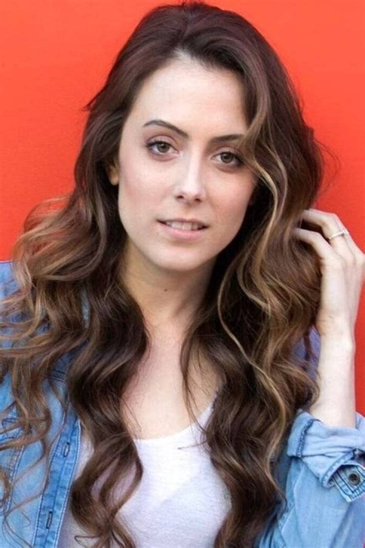 Danika Gould Biography, Age, Height, Husband, Net Worth, Family