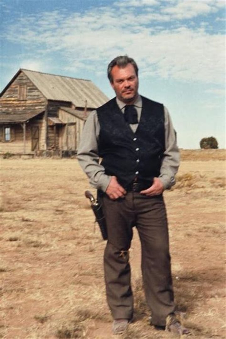 Danny Kamin Biography, Age, Height, Wife, Net Worth, Family