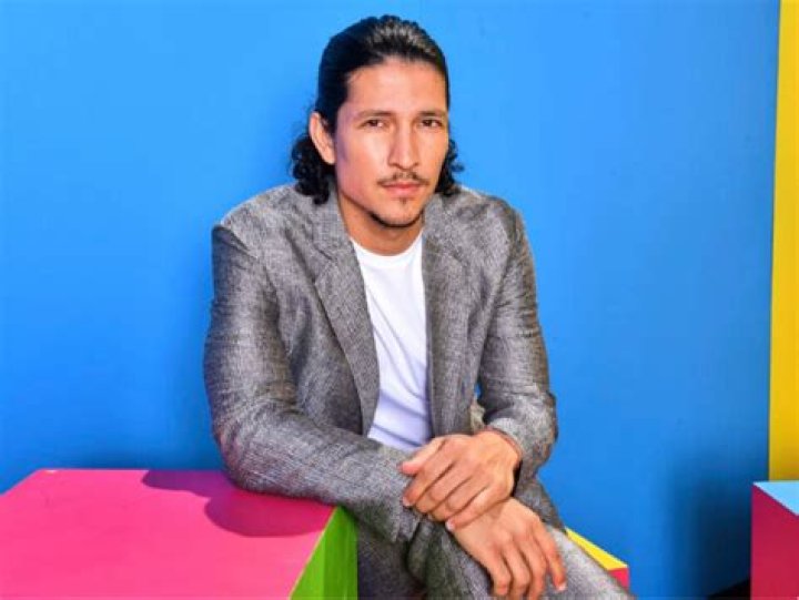 Danny Ramirez biografía, edad, altura, esposo, net worth, familia