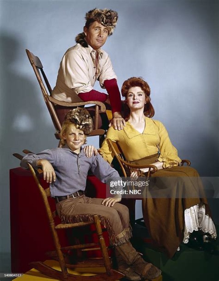 Darby Hinton biografía, edad, altura, esposo, net worth, familia