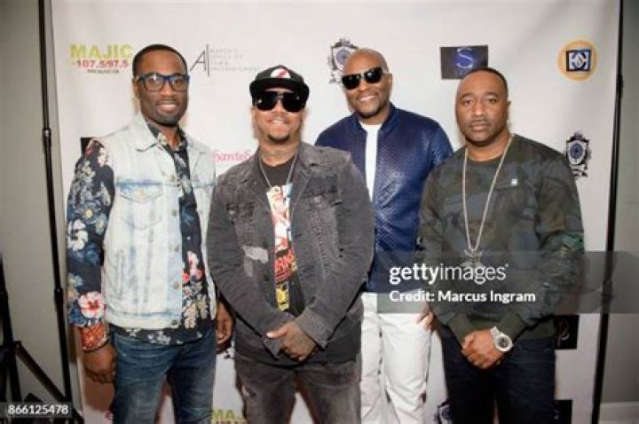 Daron Jones Biography, Age, Height, Wife, Net Worth, Family