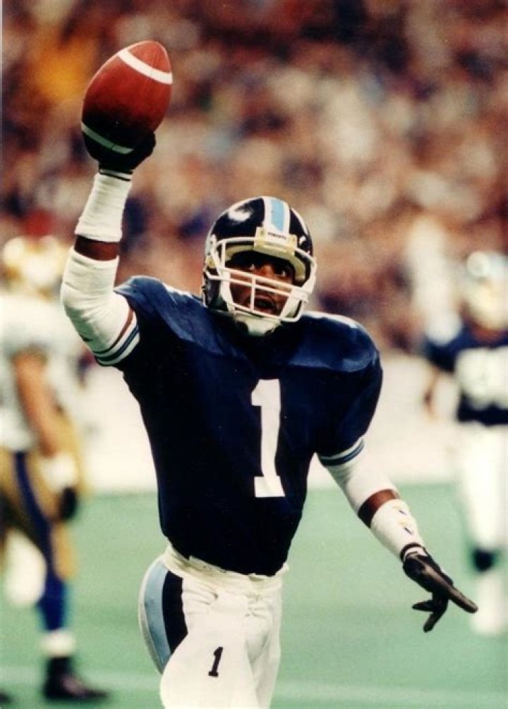 Darrell K. Smith Biography, Age, Height, Wife, Net Worth, Family