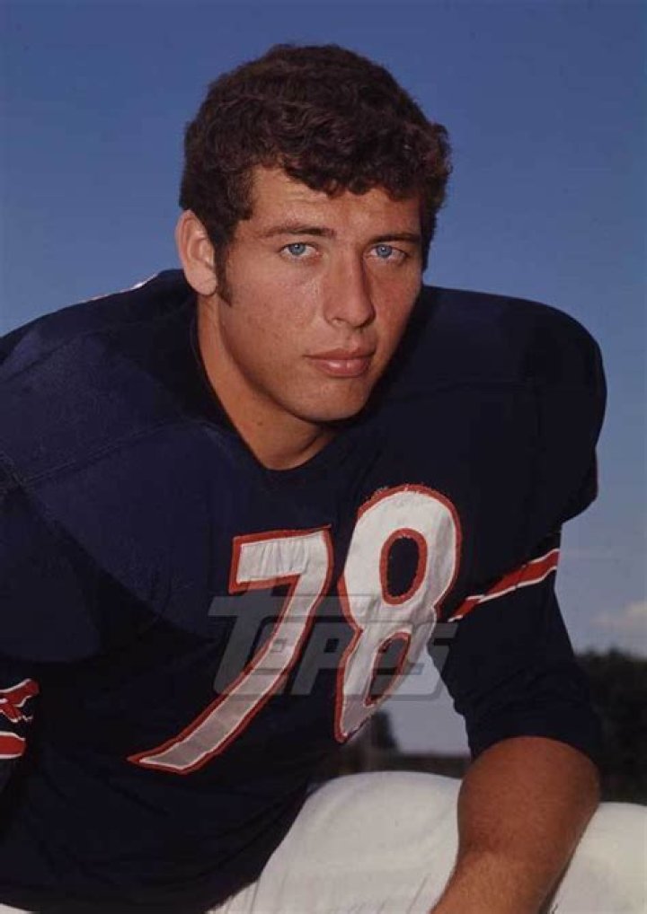 Dave Hale Biography, Age, Height, Wife, Net Worth and Family