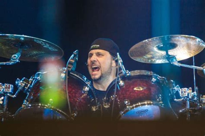 Dave Lombardo Biography, Age, Height, Wife, Net Worth, Family
