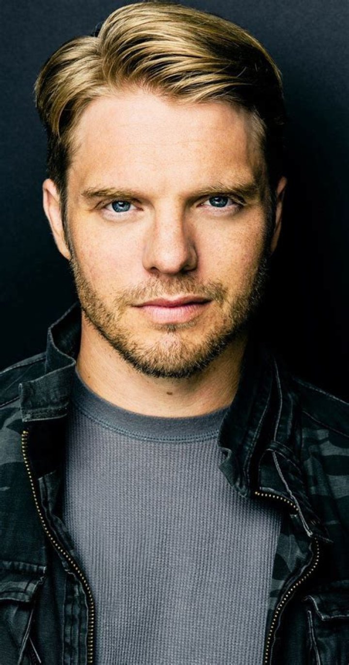 David Paetkau Biography, Age, Height, Wife, Net Worth, Family