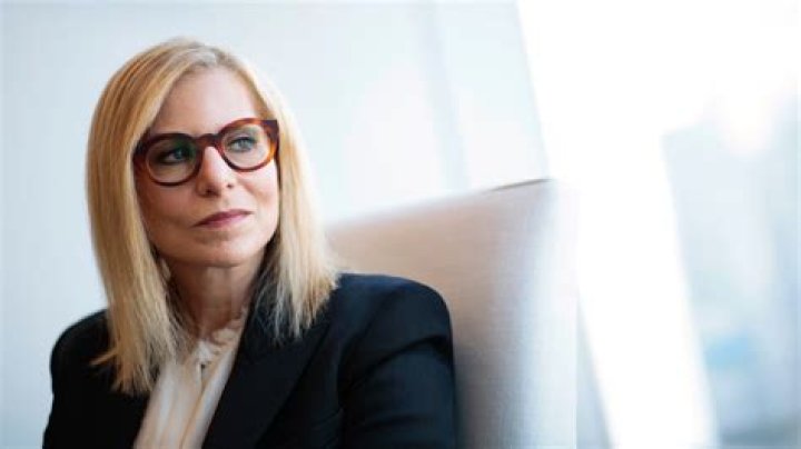 Dawn Ostroff Biography, Age, Height, Husband, Net Worth, Family