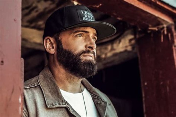 Dean Brody Biography, Age, Height, Wife, Net Worth, Family