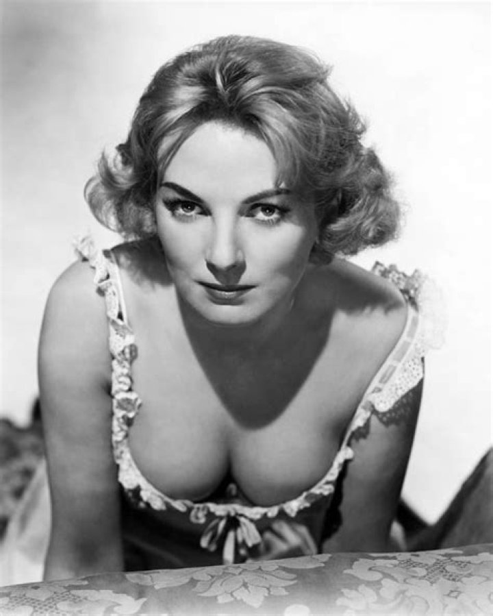 Delphi Lawrence Biography, Age, Height, Husband, Net Worth, Family