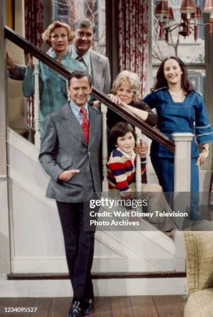 Devon Scott Biography, Age, Height, Husband, Net Worth, Family