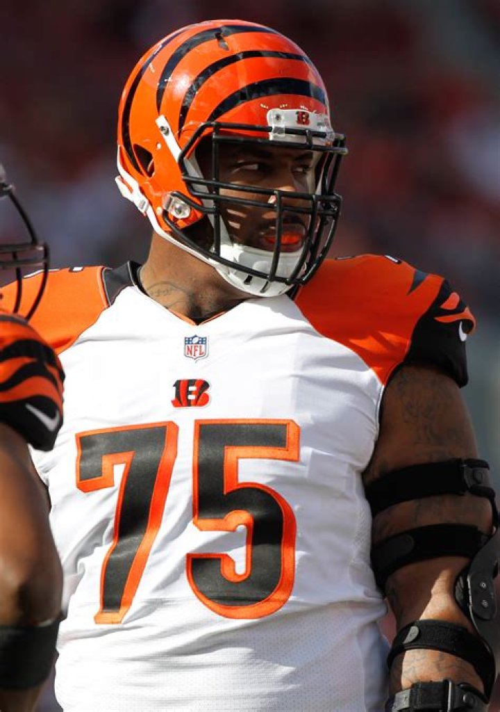Devon Still Biography, Age, Height, Wife, Net Worth, Family