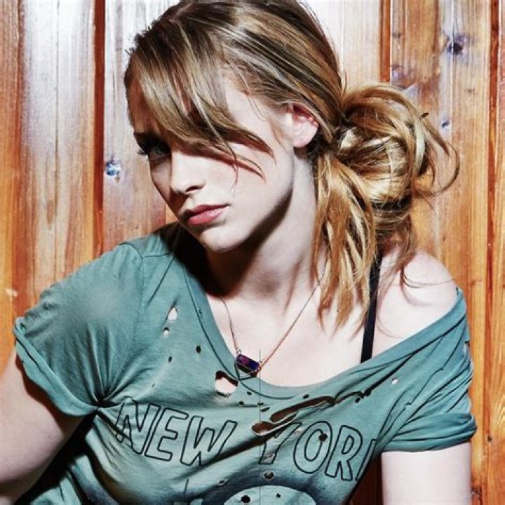 Didi Benami Biography, Age, Height, Husband, Net Worth, Family