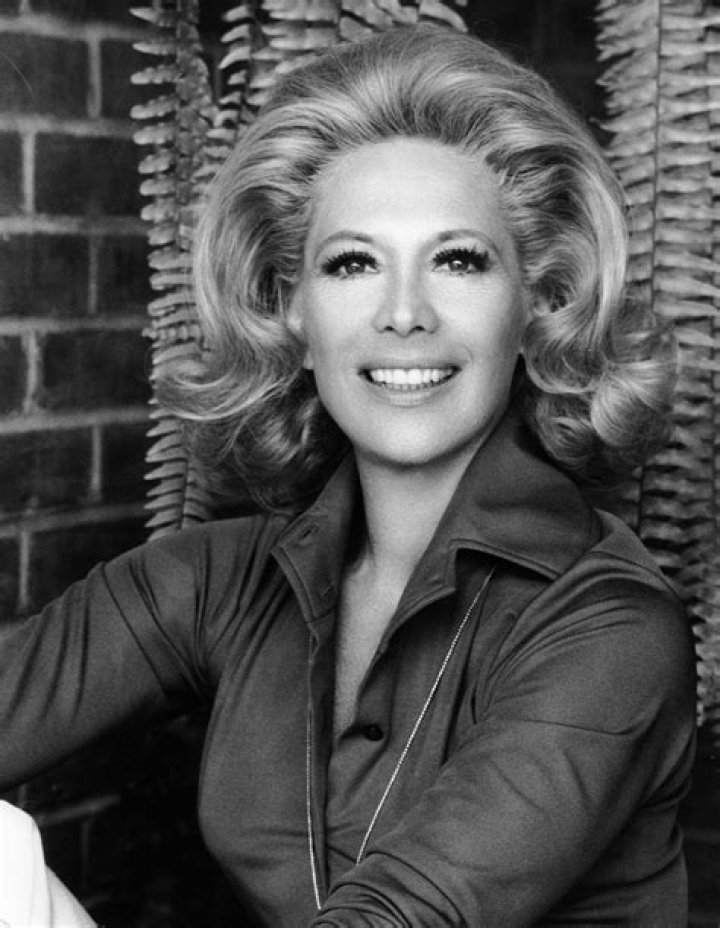 Dinah Shore Biography, Age, Height, Husband, Net Worth, Family
