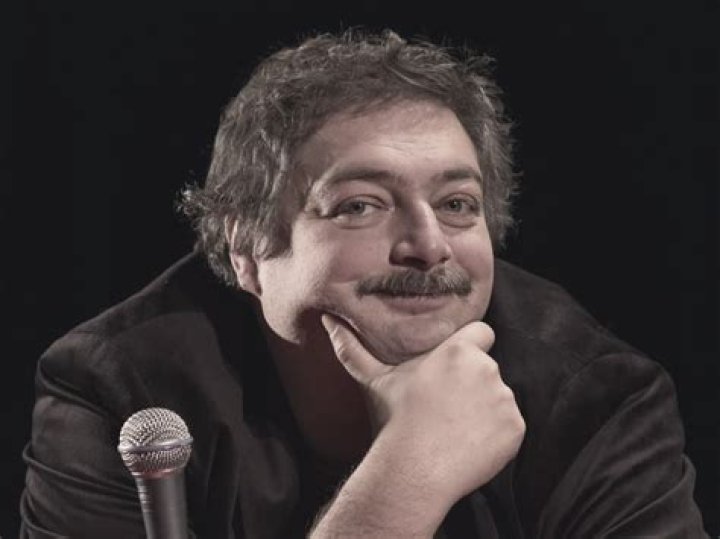 Dmitry Bykov Biography, Age, Height, Wife, Net Worth, Family