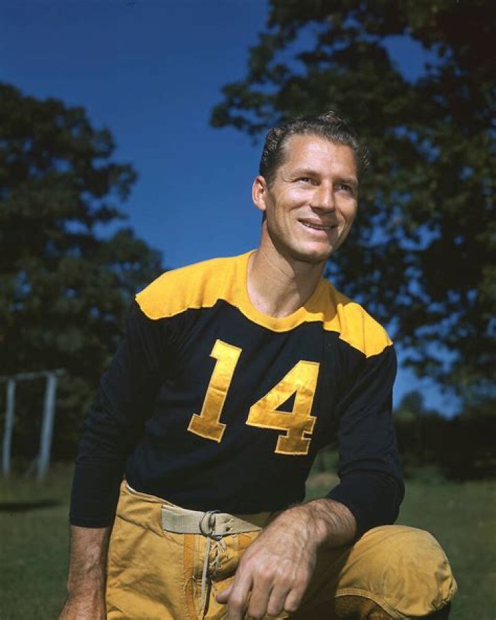 Don Hutson Biography, Age, Height, Wife, Net Worth, Family