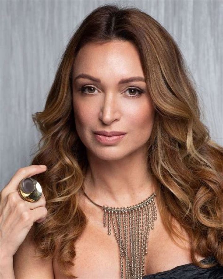 Dora Mazzone biografía, edad, altura, esposa, net worth, familia