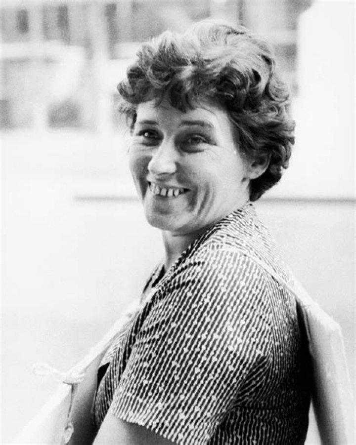 Doris Lessing Biography, Age, Height, Husband, Net Worth, Family