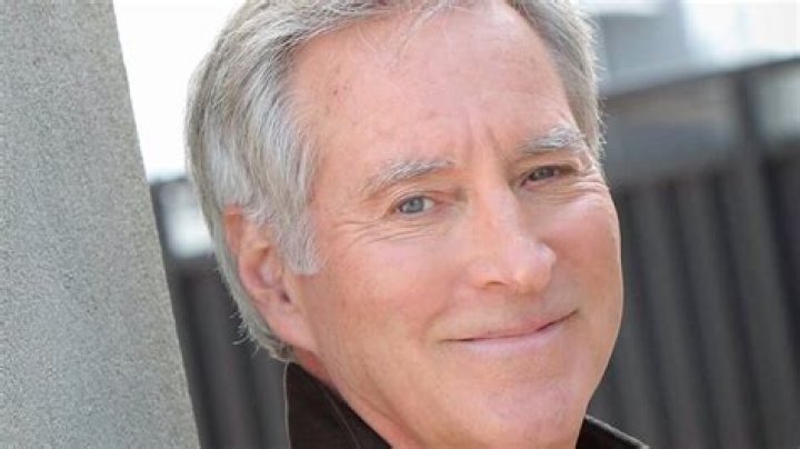 Drake Hogestyn Biography, Age, Height, Wife, Net Worth, Family