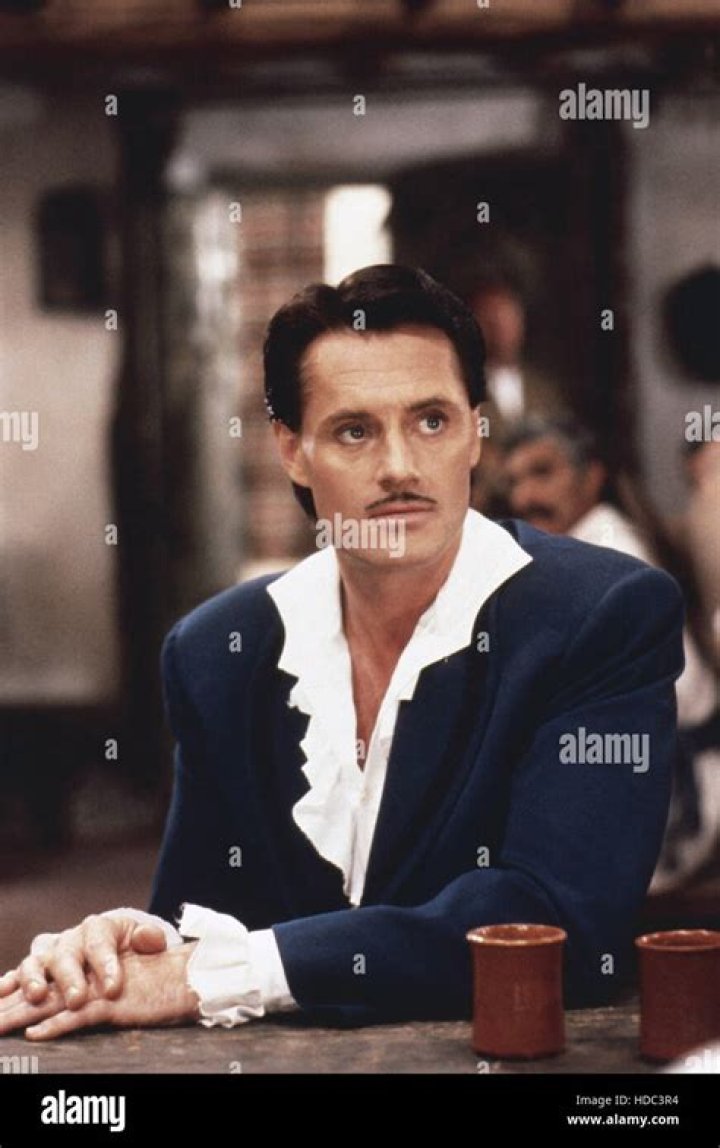 Duncan Regehr Biography, Age, Height, Wife, Net Worth, Family