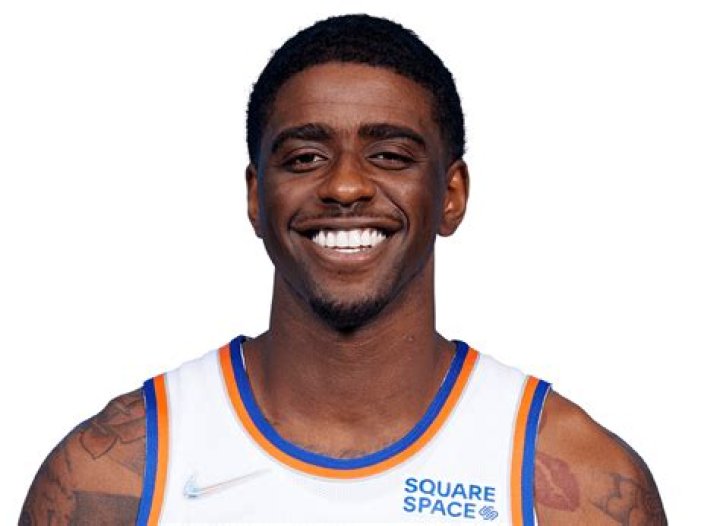 Dwayne Bacon biografía, edad, altura, esposo, net worth, familia