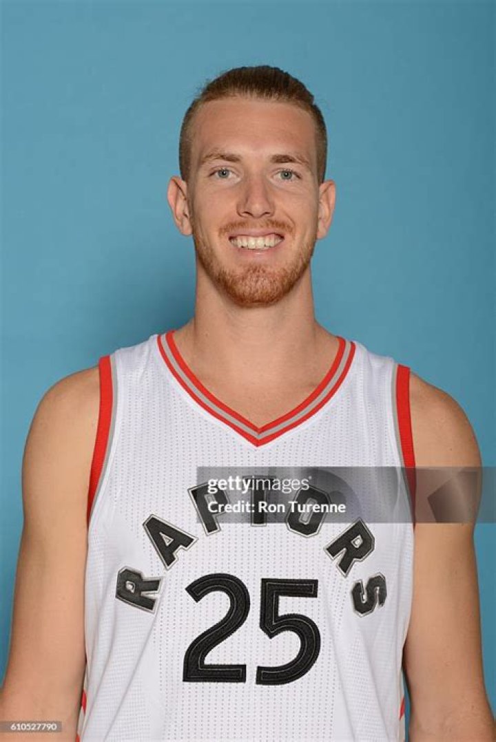 E. J. Singler Biography, Age, Height, Wife, Net Worth, Family