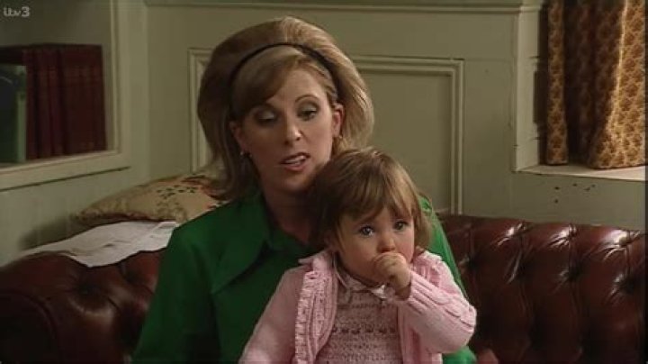 Elizabeth Kate Daws Biography, Age, Height, Husband, Net Worth, Family