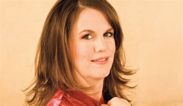 Elizabeth Kostova Biography, Age, Height, Husband, Net Worth, Family