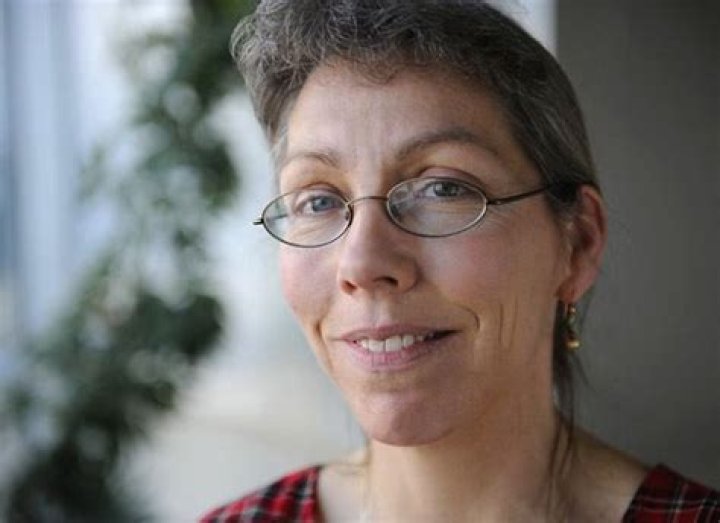 Elizabeth Topham Kennan Biography, Age, Height, Wife, Net Worth and Family