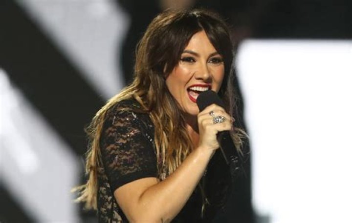 Ella Hooper Biography, Age, Height, Husband, Net Worth, Family