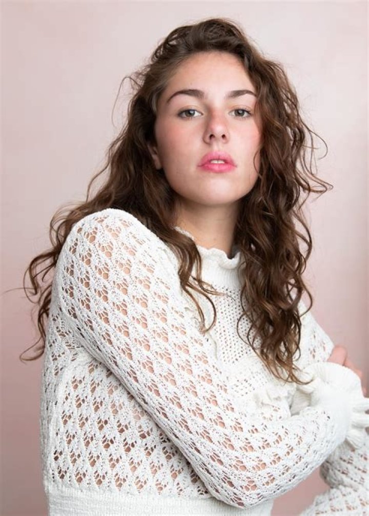 Eloise Webb Biography, Age, Height, Husband, Net Worth, Family