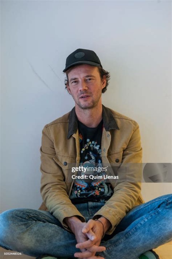 Eloy Azorín Biography, Age, Height, Wife, Net Worth, Family