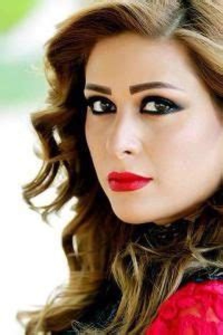 Emarat Rezk Biography, Age, Height, Husband, Net Worth, Family