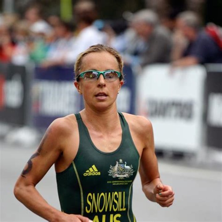 Emma Snowsill Biography, Age, Height, Husband, Net Worth, Family