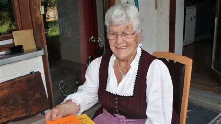 Emma Thaler Biography, Age, Height, Husband, Net Worth, Family