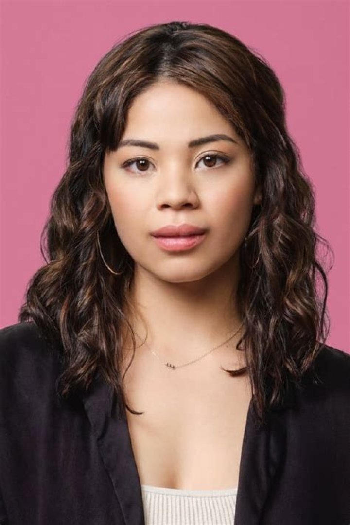 Eva Noblezada Biography, Age, Height, Husband, Net Worth, Family