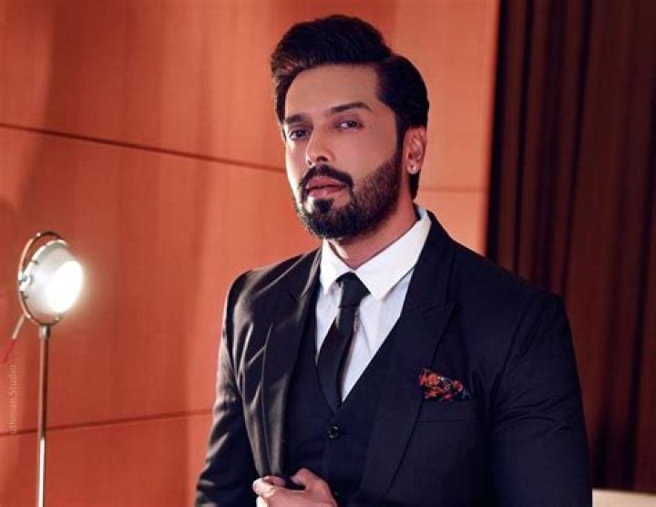 Fahad Mustafa Biography, Age, Height, Wife, Net Worth, Family