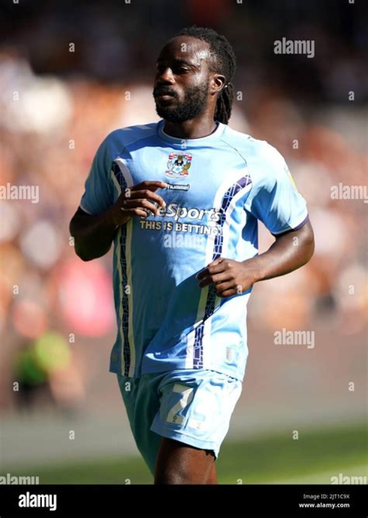 Fankaty Dabo Biography, Age, Height, Wife, Net Worth, Family