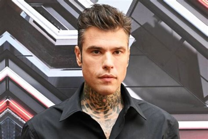 Fedez Biography, Age, Height, Wife, Net Worth, Family