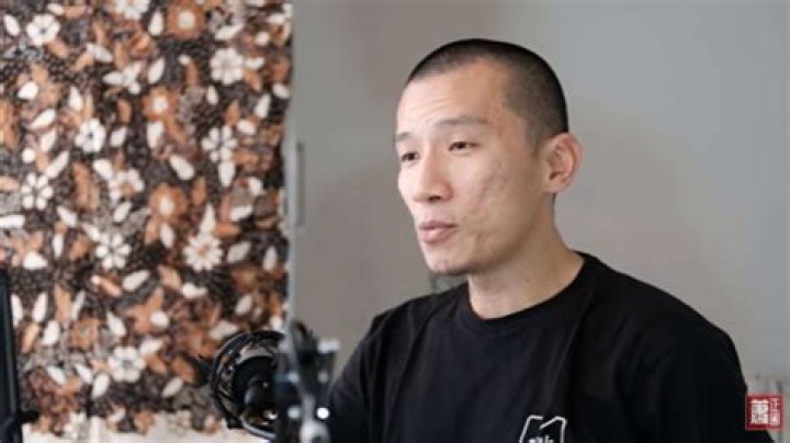 Felix Siauw Biography, Age, Height, Wife, Net Worth, Family