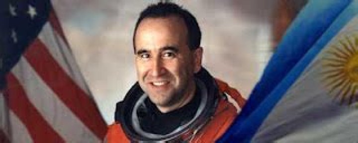 Fernando Caldeiro Biography, Age, Height, Wife, Net Worth, Family