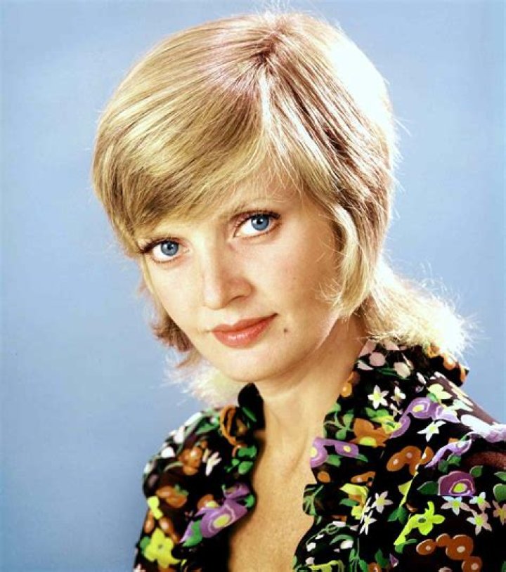 Florence Henderson Biography, Age, Height, Husband, Net Worth, Family
