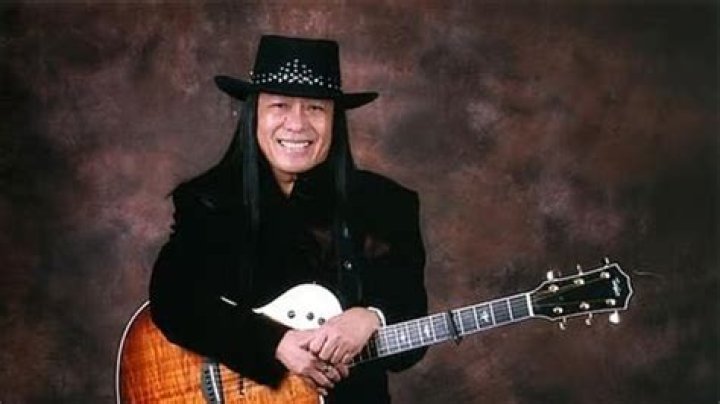 Freddie Aguilar Biography, Age, Height, Wife, Net Worth, Family