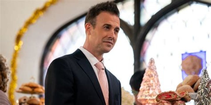 Freddie Prinze Jr. Biography, Age, Height, Wife, Net Worth, Family