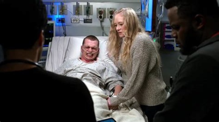 Gavin Wells Biography, Age, Height, Wife, Net Worth, Family